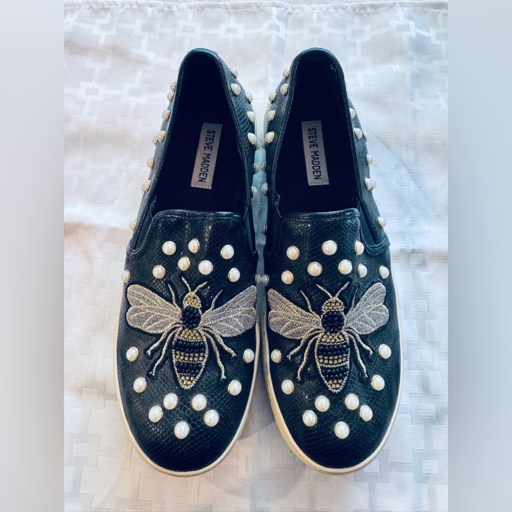 Steve Madden Polly Bee Slip-On Sneakers
